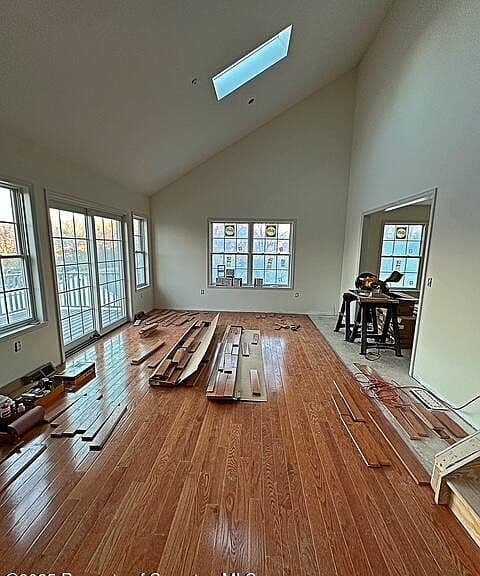 Listing photo 2