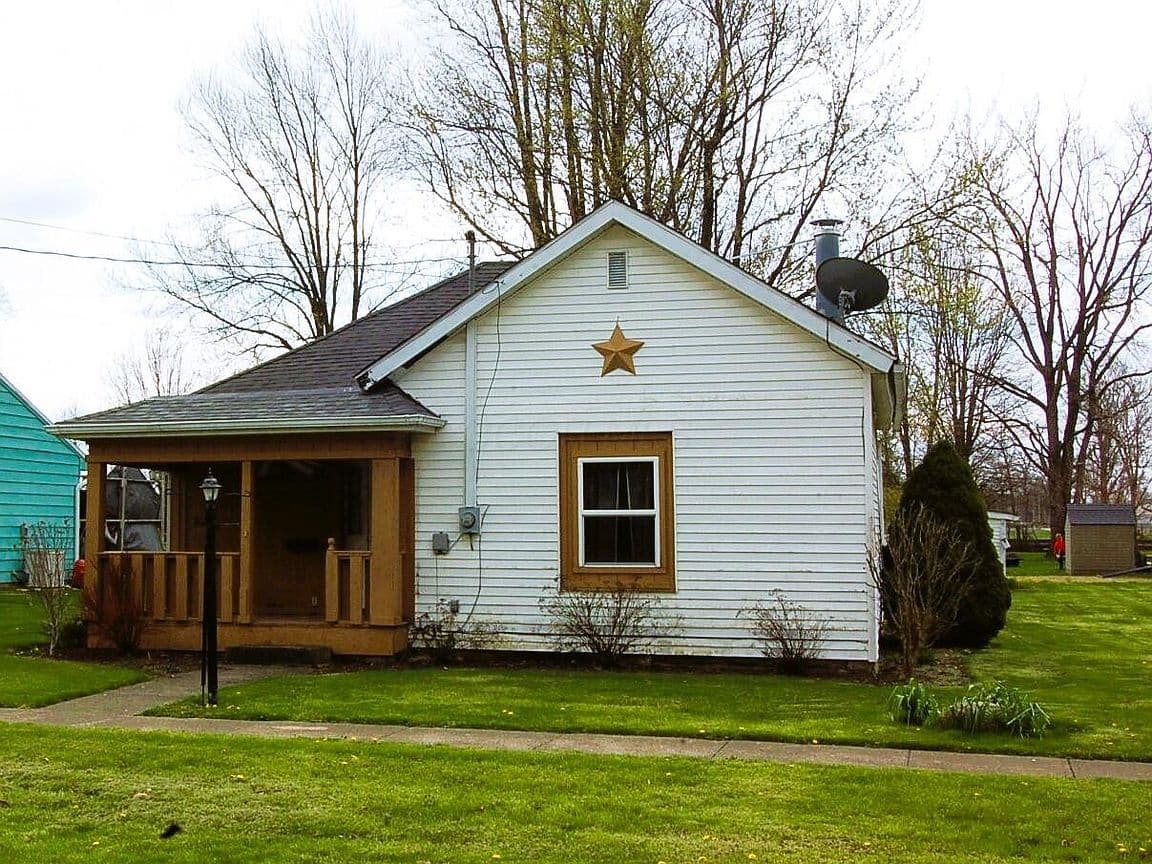 Primary listing photo