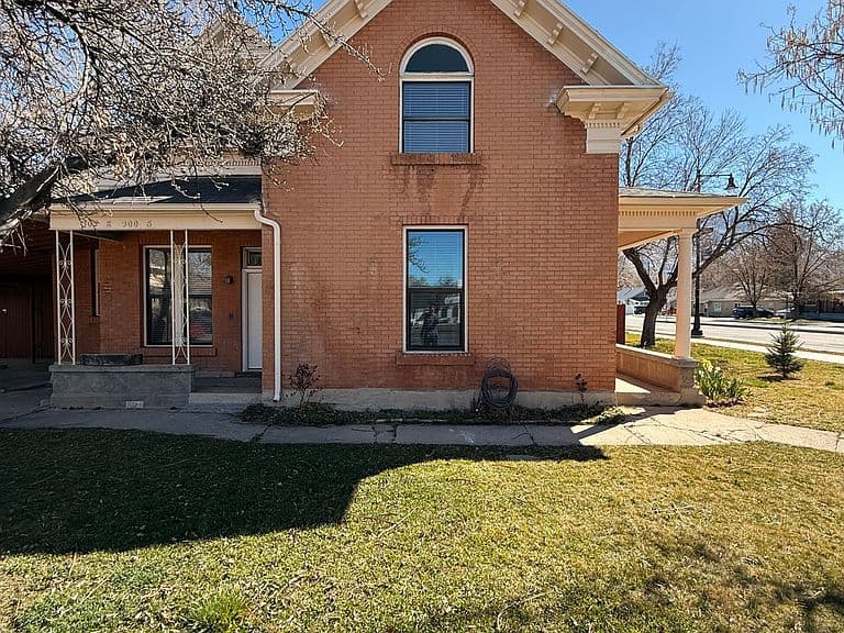 Listing photo 4