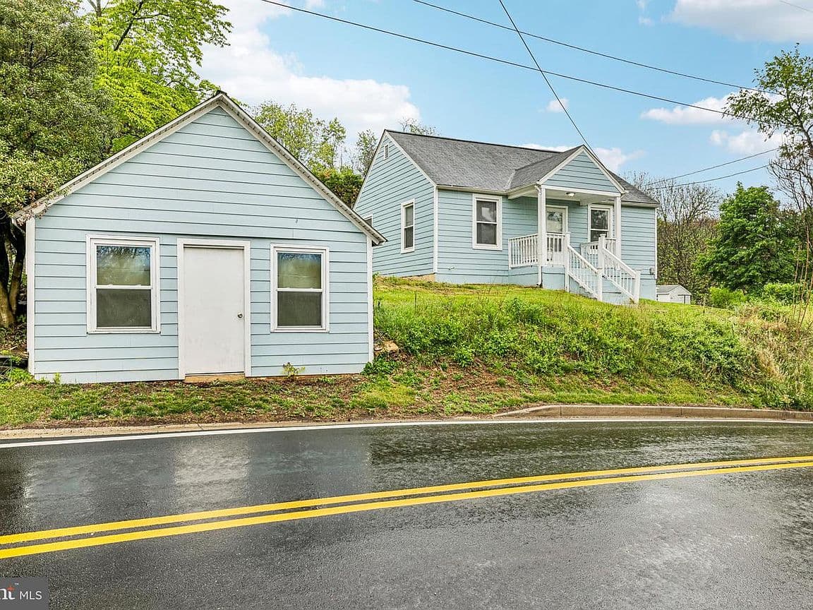 Primary listing photo