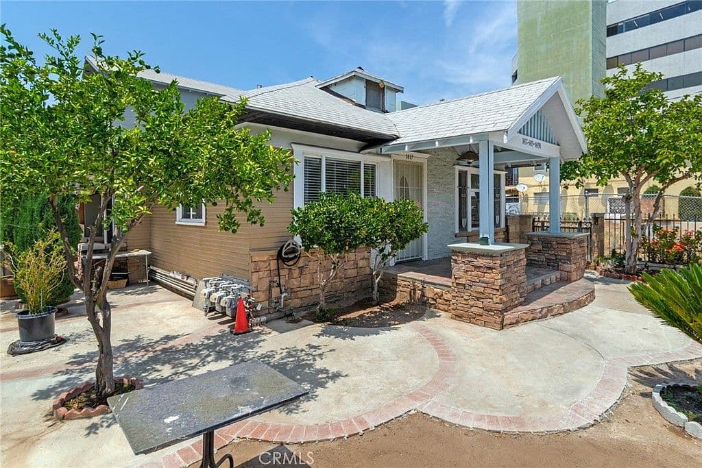 Primary listing photo