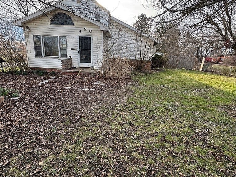 Listing photo 2
