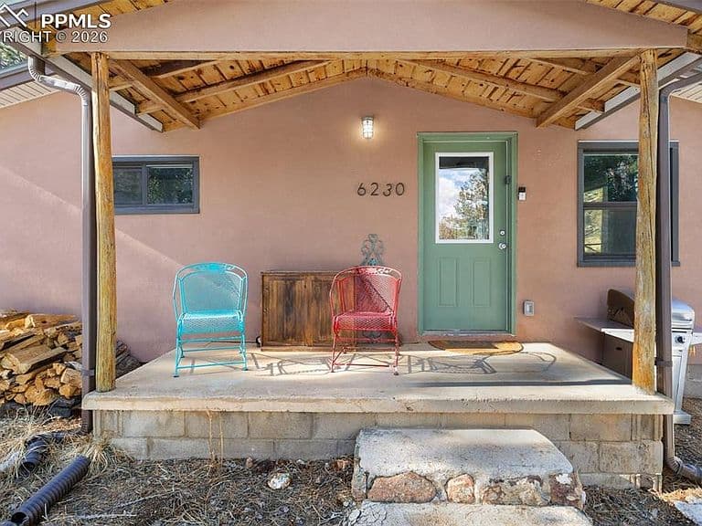 Listing photo 3