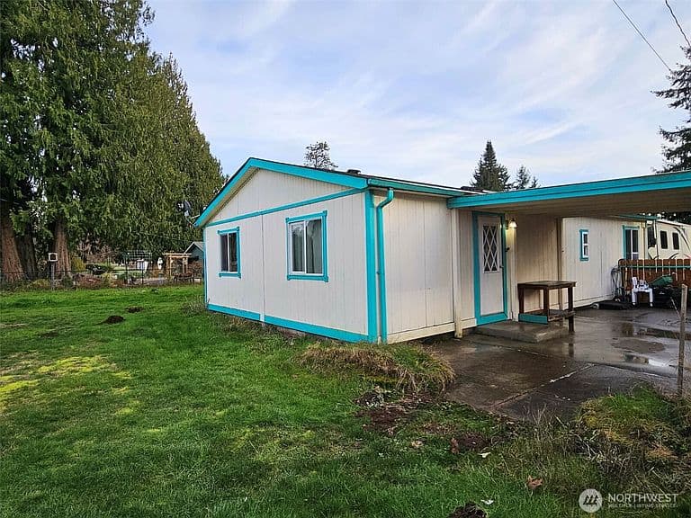 Listing photo 5