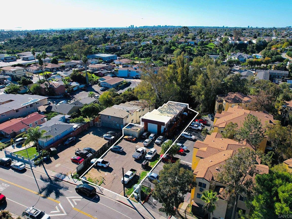 Primary listing photo