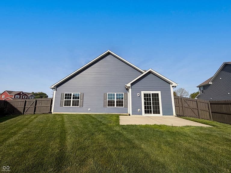 Listing photo 5