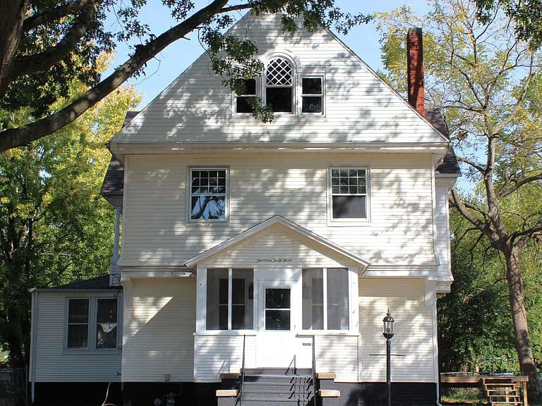 Listing photo
