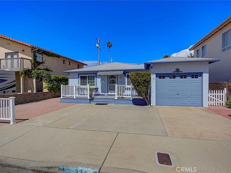 Listing photo 3
