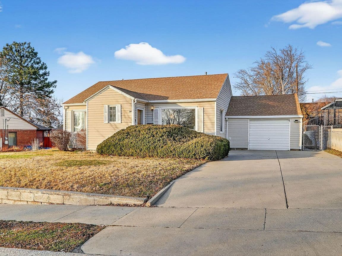 Primary listing photo