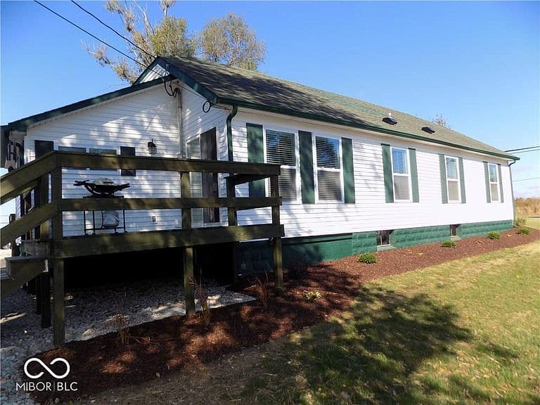 Listing photo 4