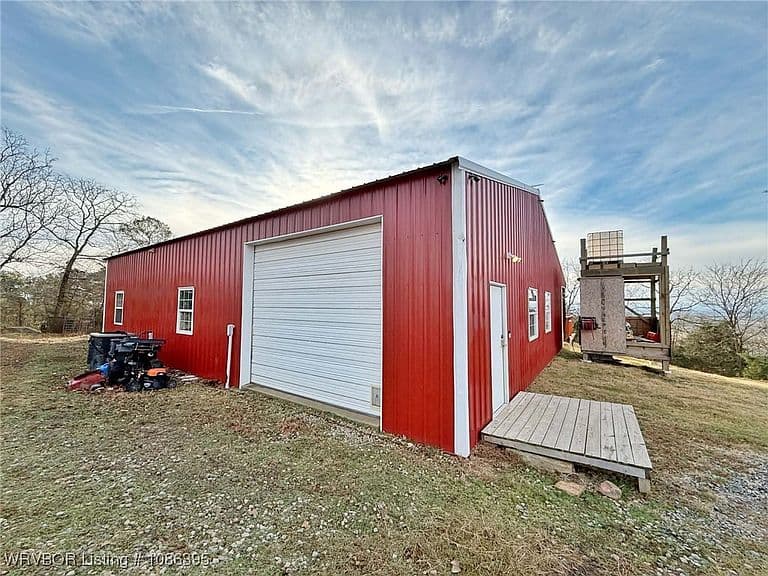 Listing photo 4