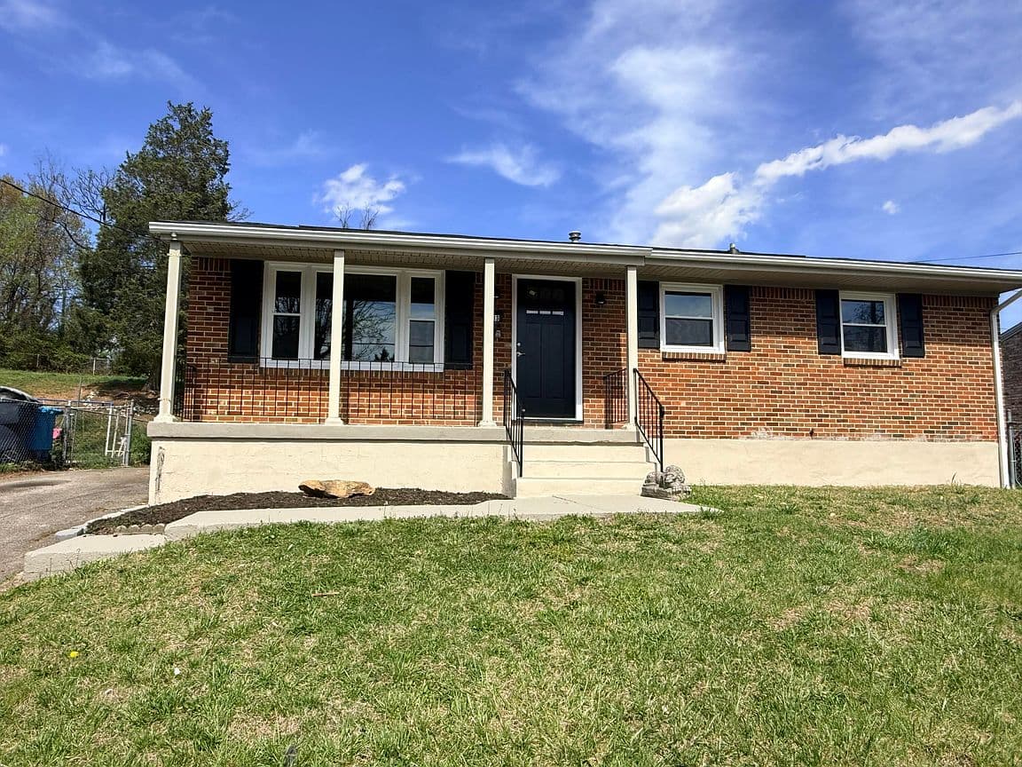 Primary listing photo