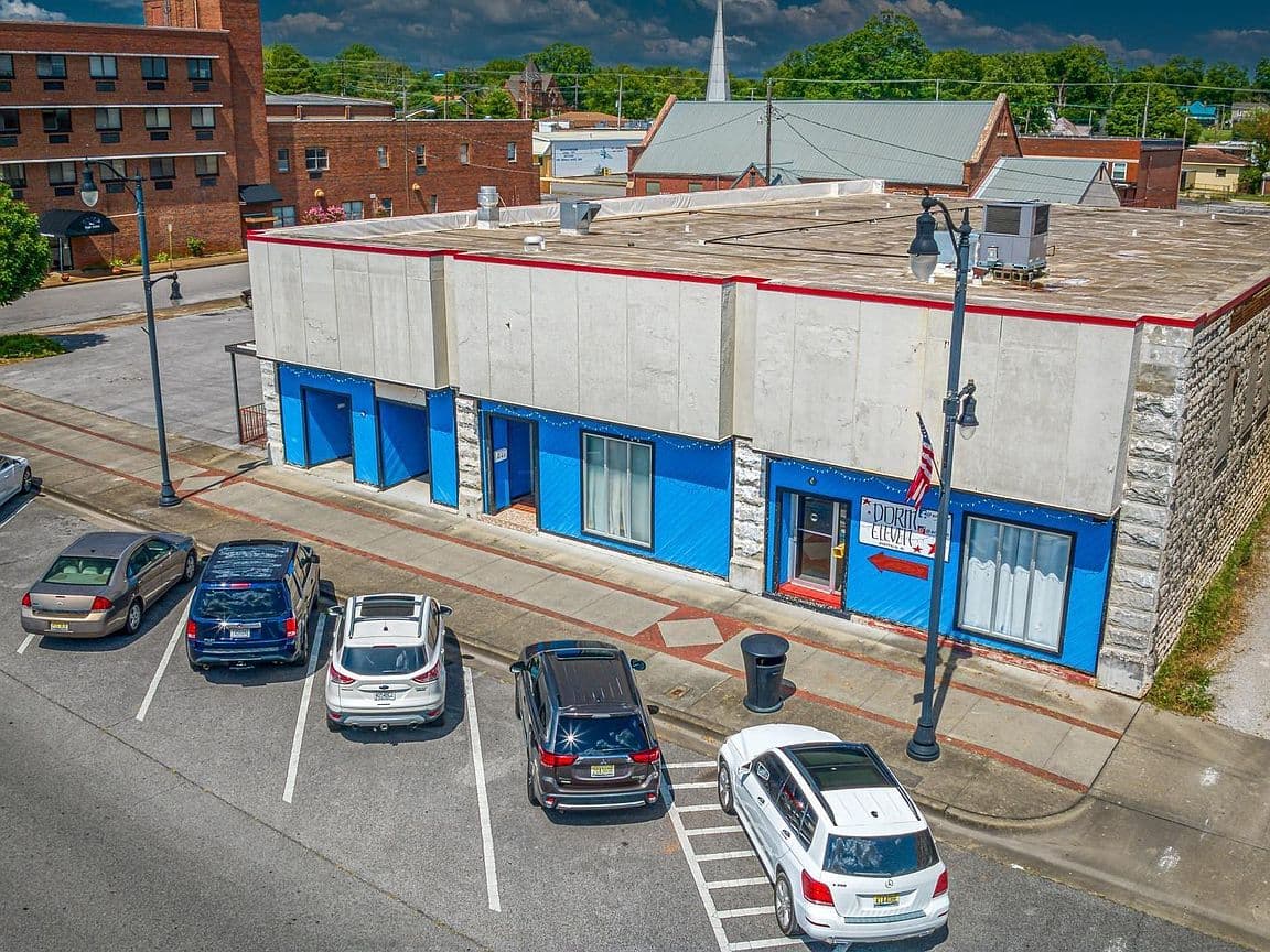 Primary listing photo