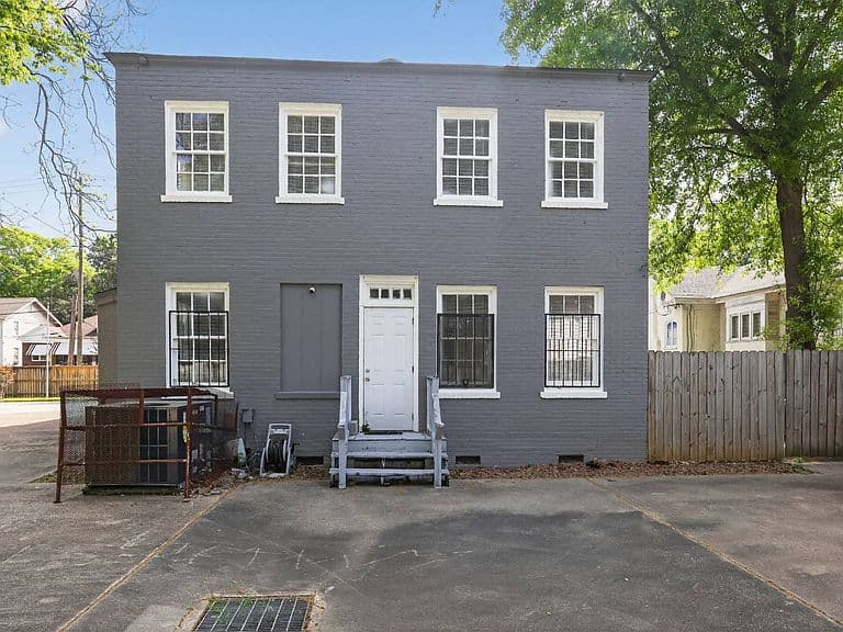 Listing photo 4