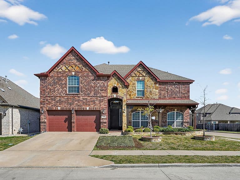 Listing photo 3