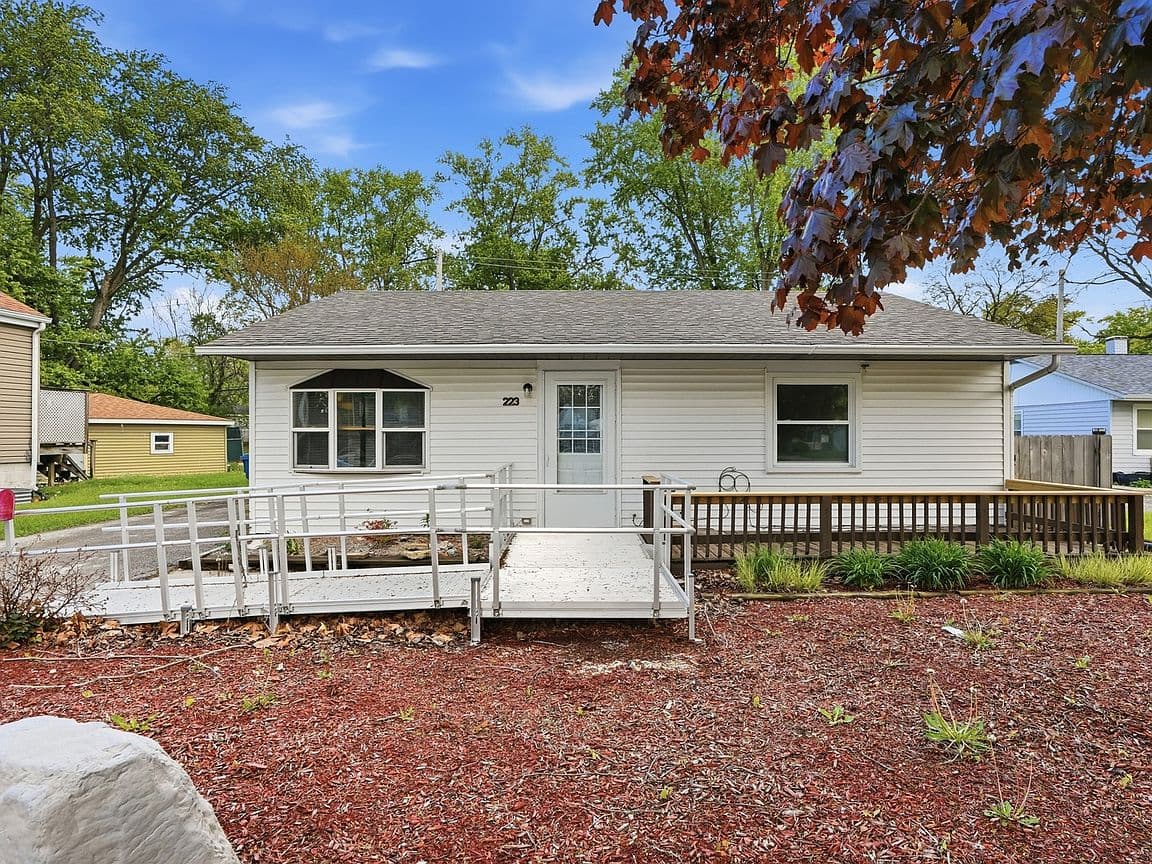Primary listing photo