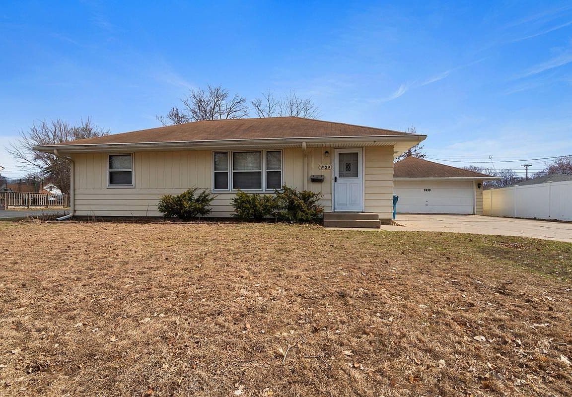 Primary listing photo