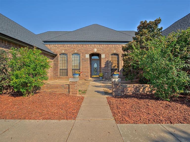 Listing photo 4