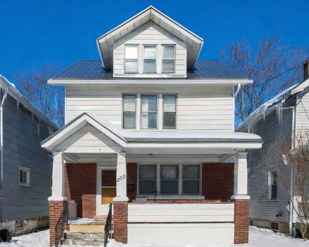 Primary listing photo