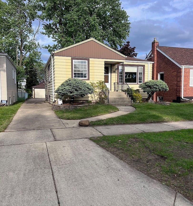 Primary listing photo