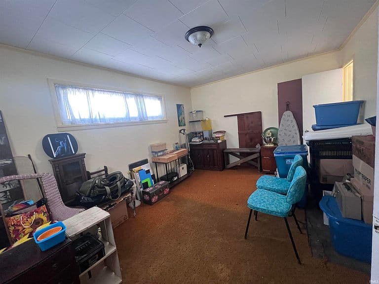 Listing photo 5