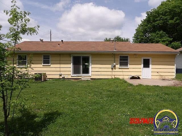 Listing photo 2