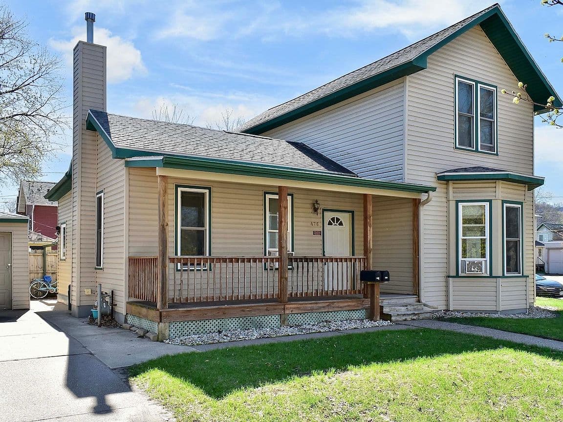 Primary listing photo