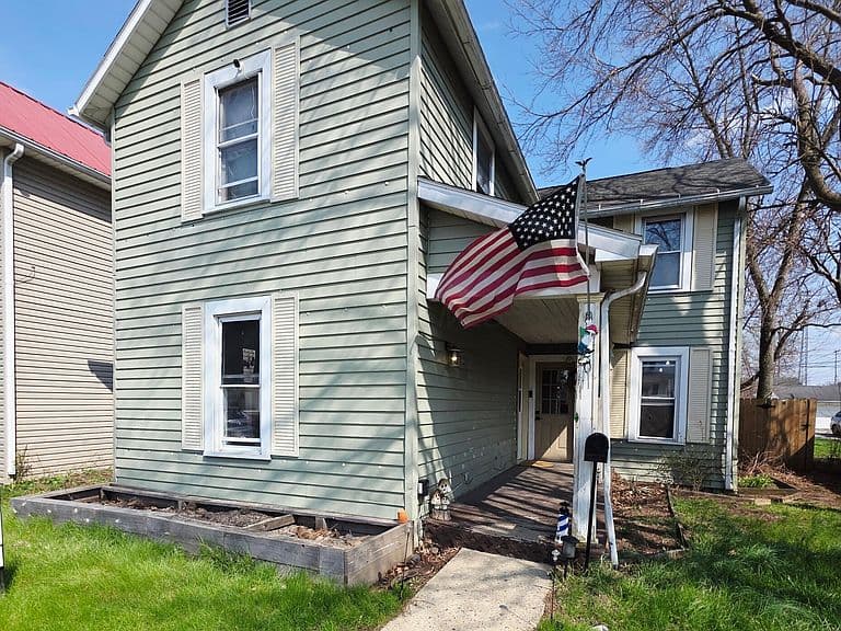 Listing photo 4