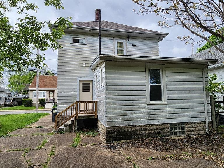 Listing photo 4
