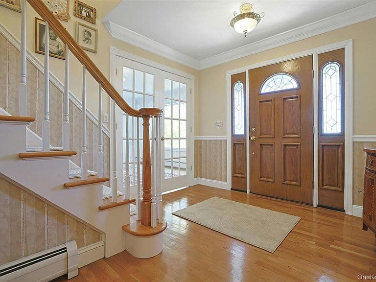 Listing photo 4