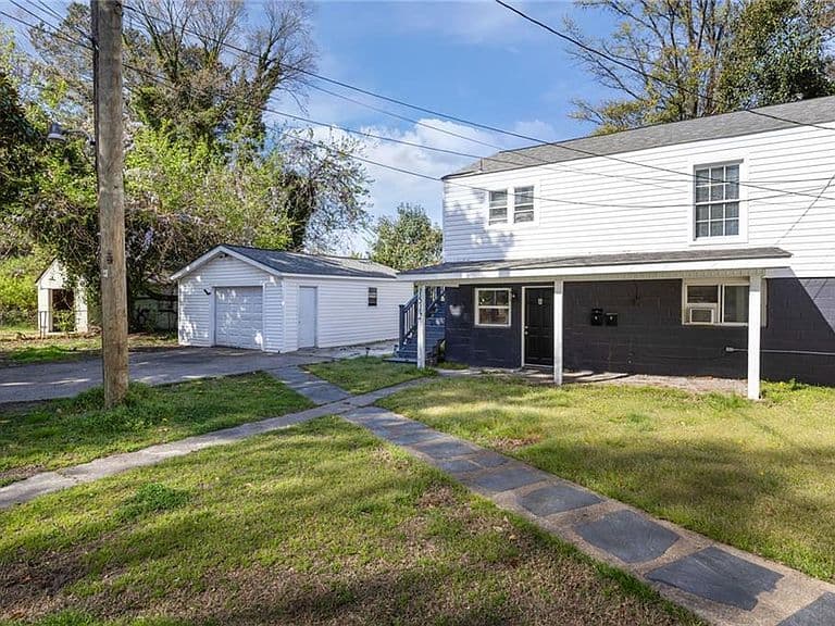 Listing photo 4
