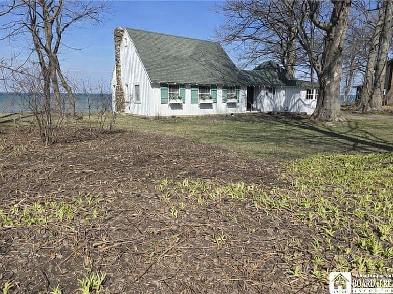 Listing photo 5