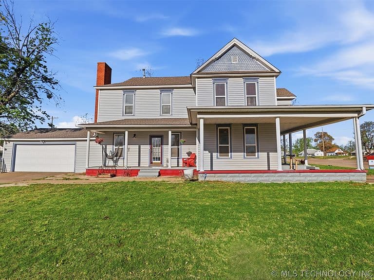 Listing photo 2