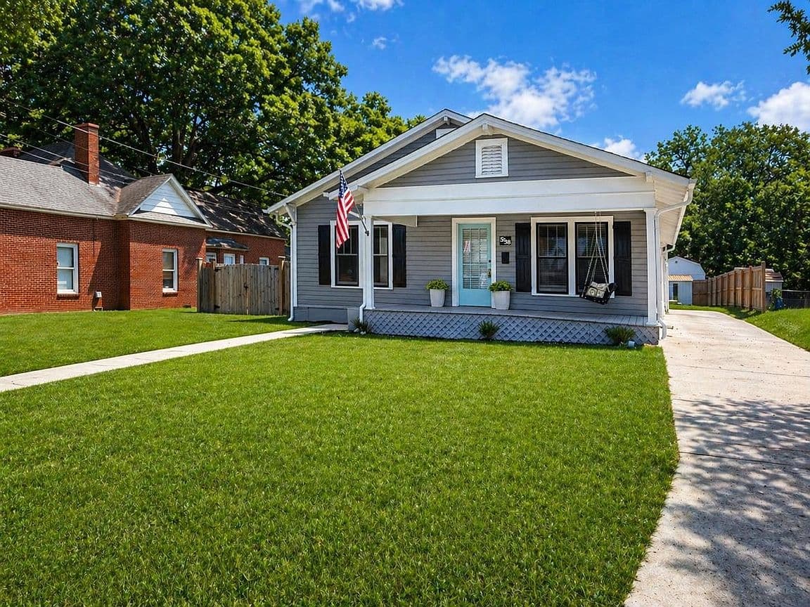 Primary listing photo