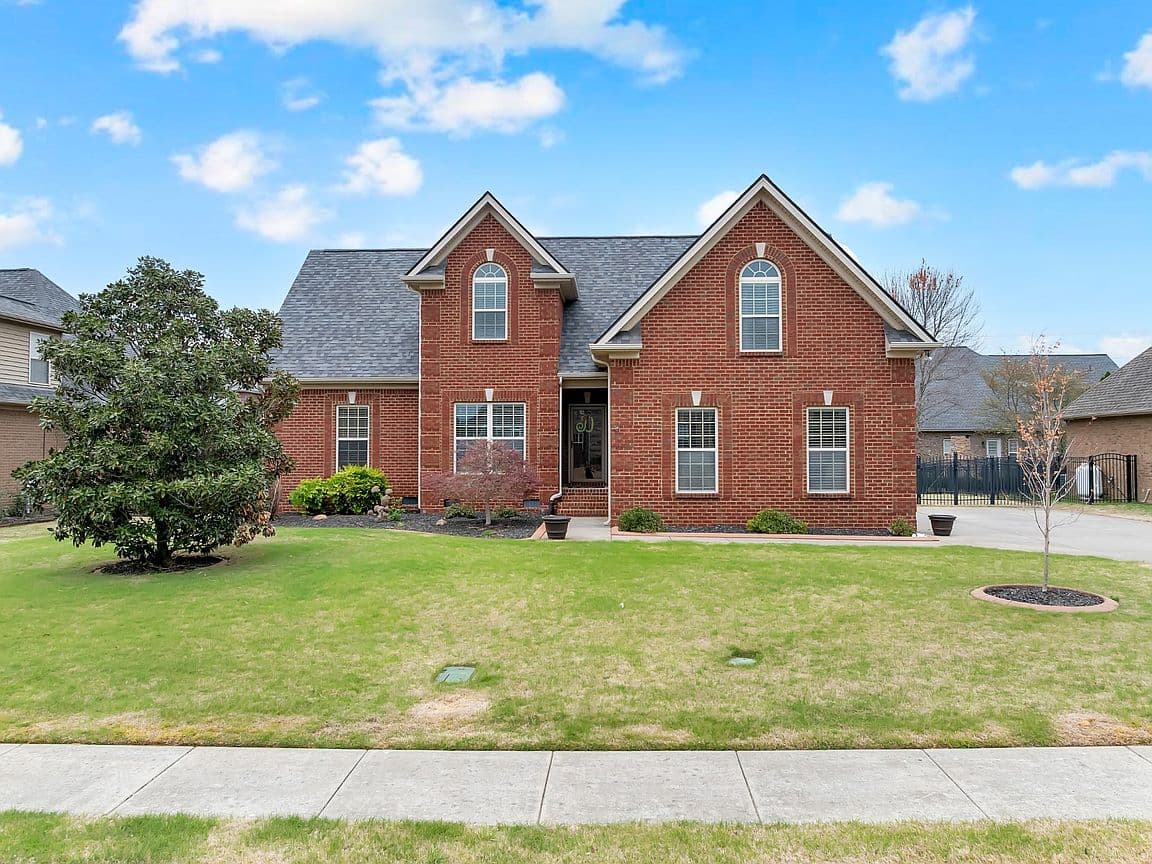 Primary listing photo