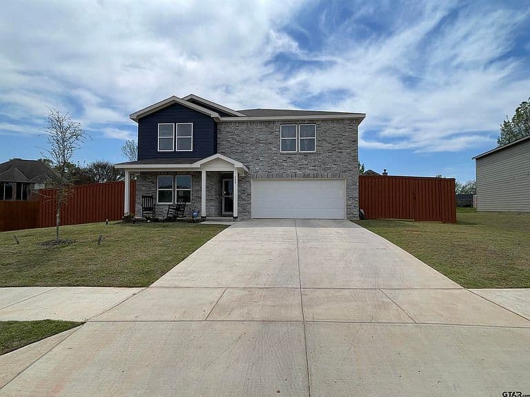 Listing photo