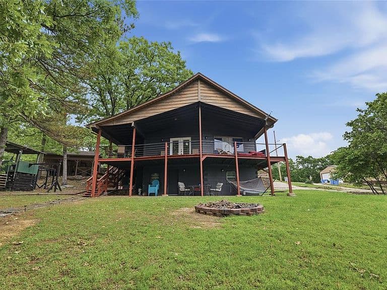 Listing photo 5