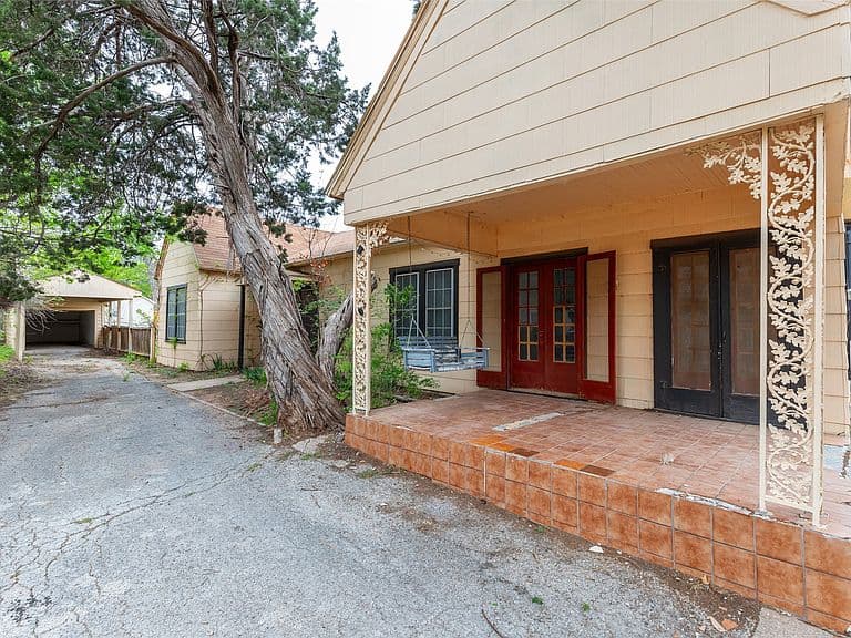 Listing photo 4