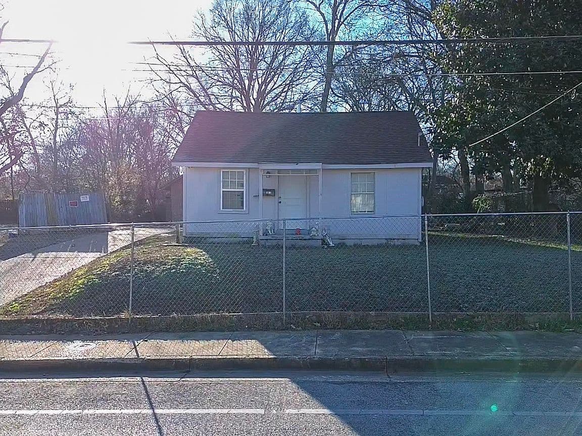 Primary listing photo