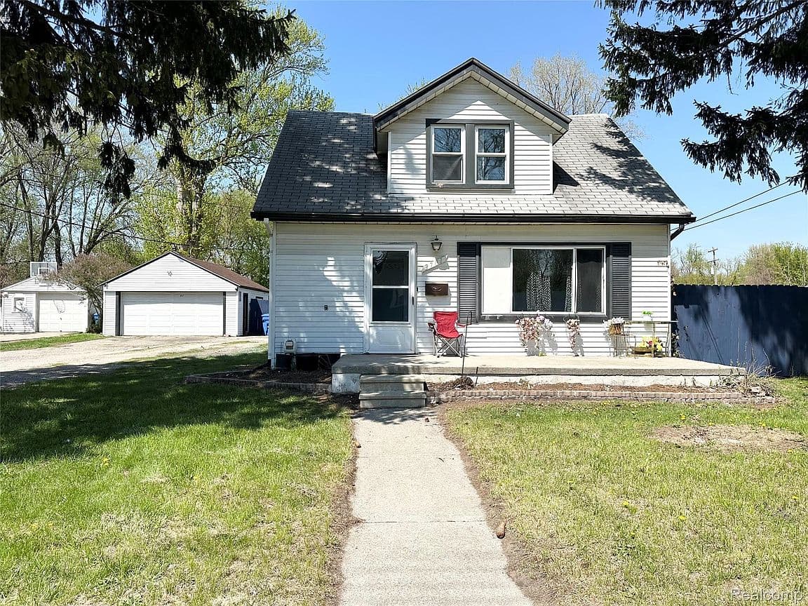 Primary listing photo