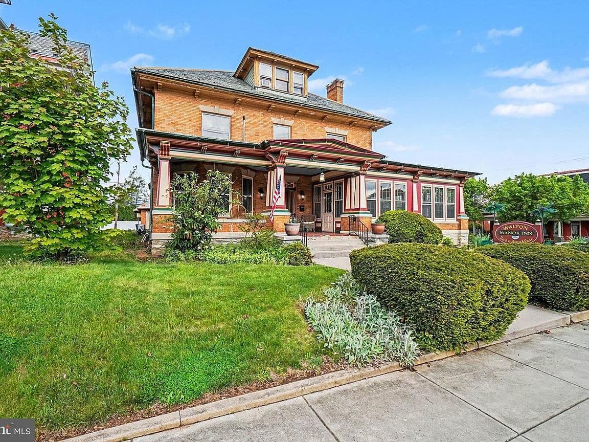 Primary listing photo