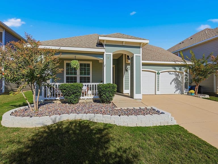 Listing photo 4