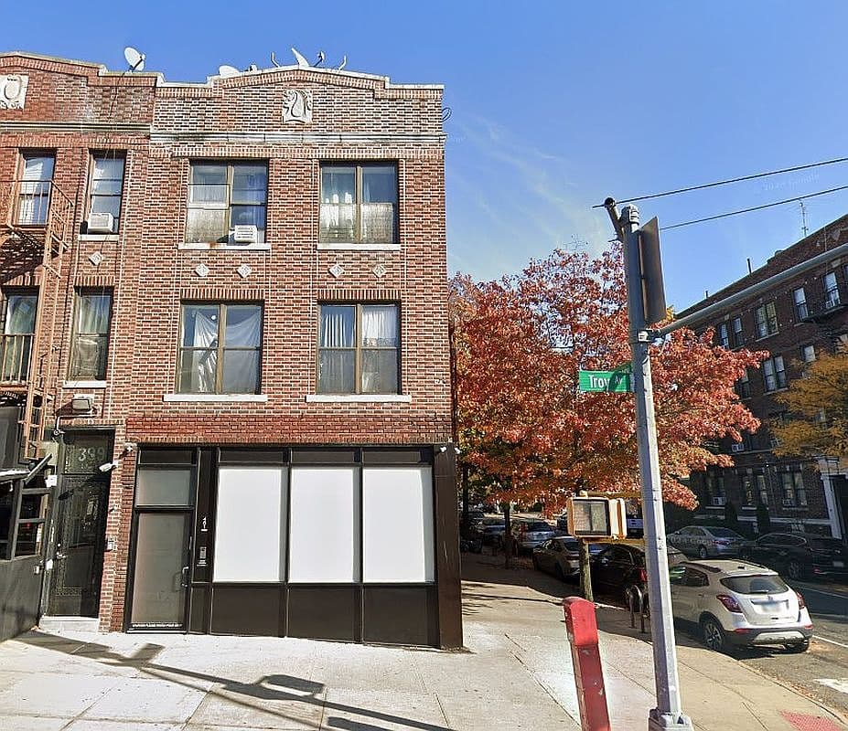 Primary listing photo