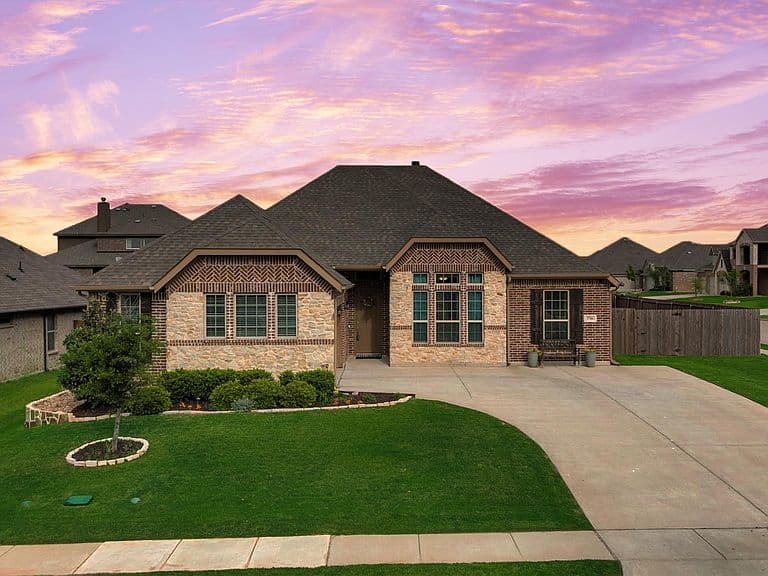 Listing photo