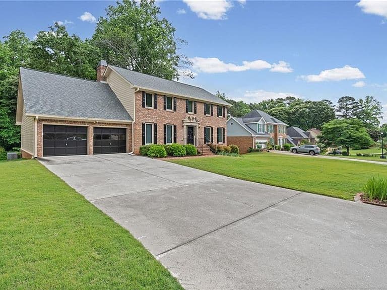Listing photo 4