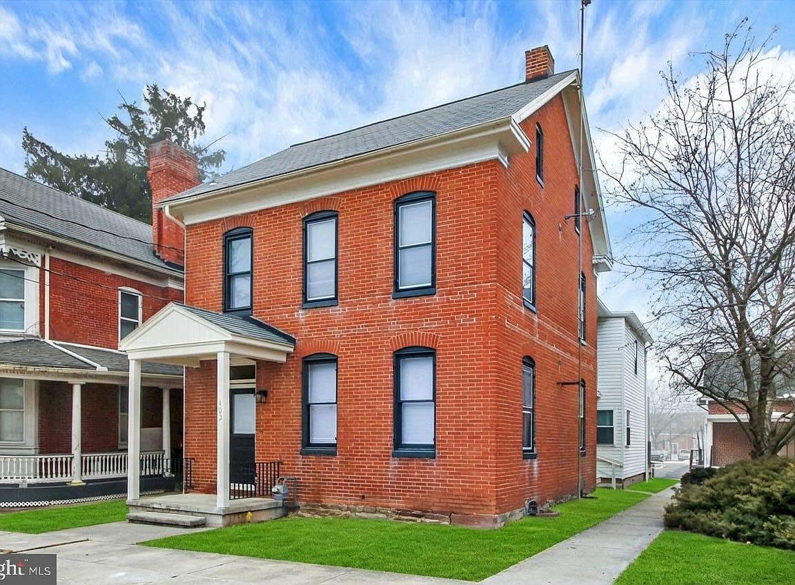 Primary listing photo