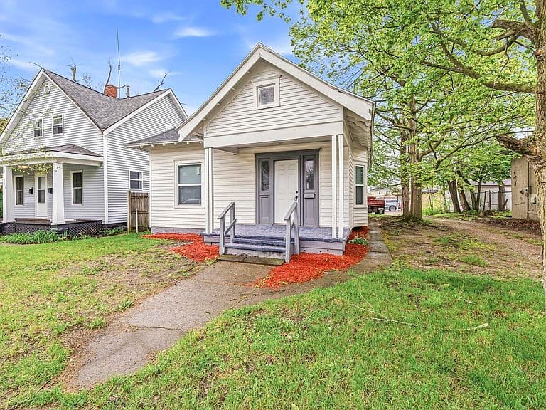 Listing photo 4