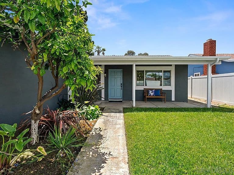Listing photo 2