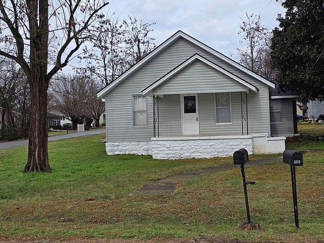 Listing photo
