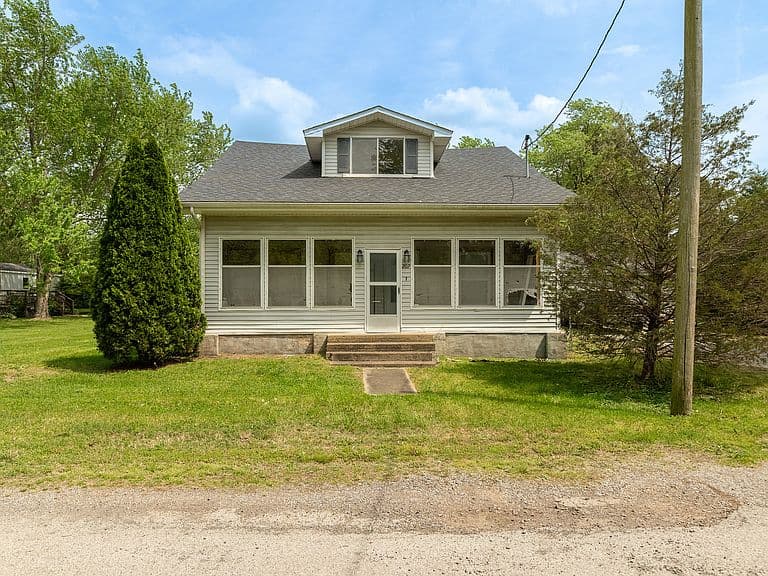 Listing photo